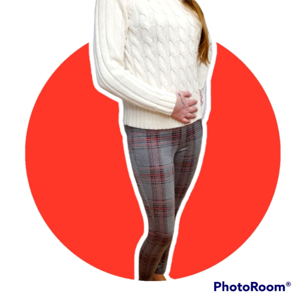 🆕️Almost Famous: Plaid Leggins. Size S/fits M. NWOT
